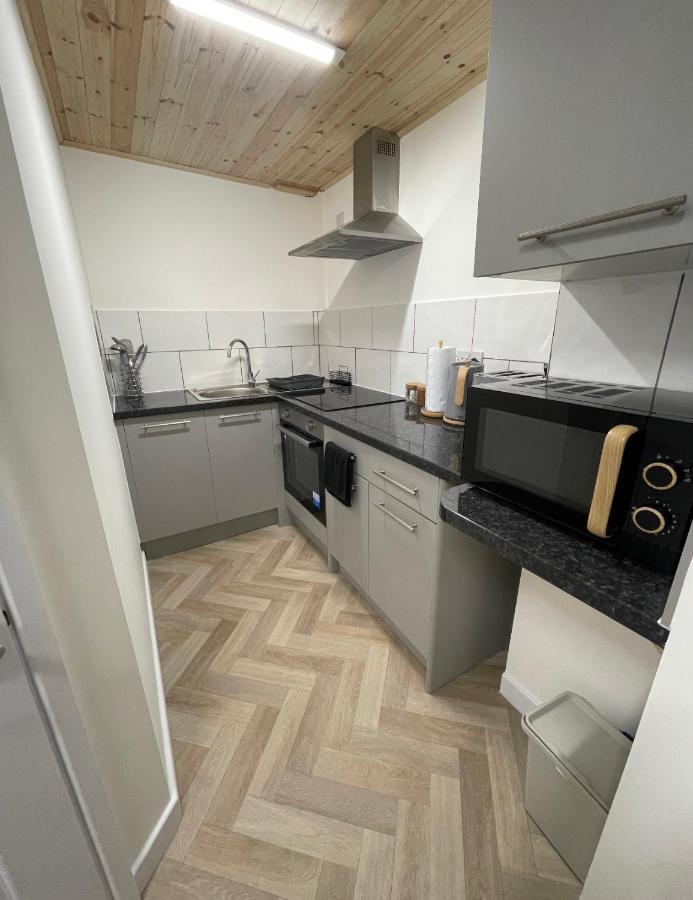Unique Duplex Apartment Free Parking Free Wi-Fi 6 Minutes From Leeds City Centre ภายนอก รูปภาพ
