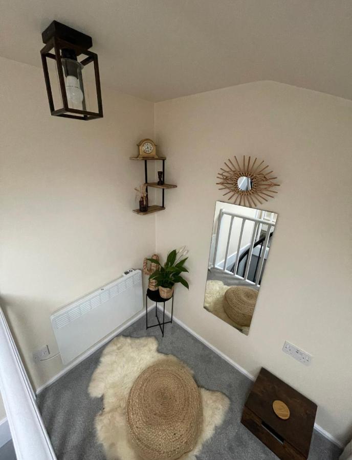 Unique Duplex Apartment Free Parking Free Wi-Fi 6 Minutes From Leeds City Centre ภายนอก รูปภาพ